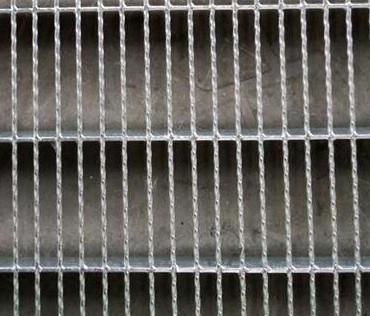 信鴿公棚地網，曬籠網片，漏糞板，賽鴿鴿舍專用地網 ，熱鍍鋅地格柵板價格/廠家